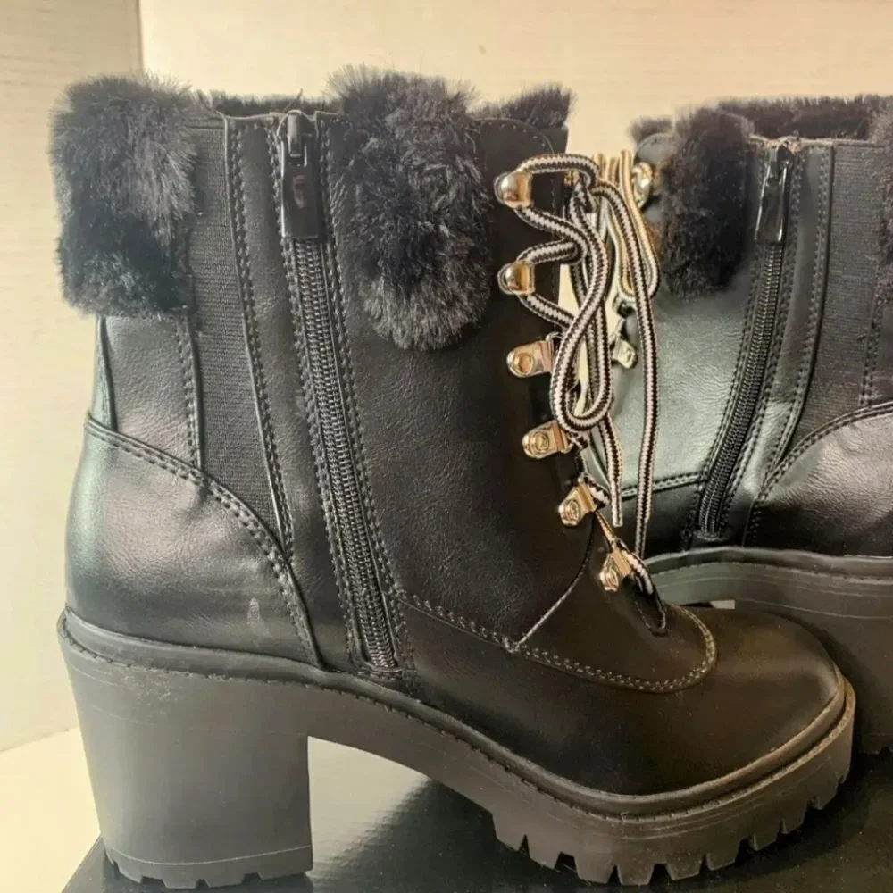 TORRID Extra wide black warm fur chunky winter Bootie (WW) 9.5 W NEW IN BOX